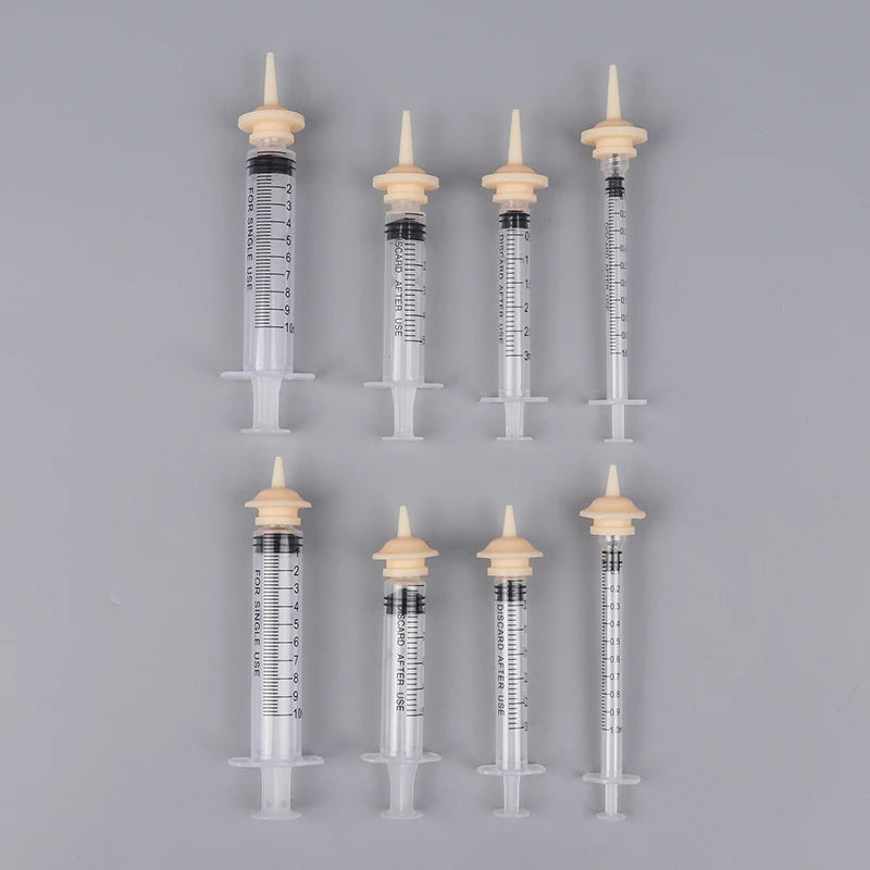 Biberon e Siringa per Alimentazione di Cuccioli e Gattini – Con Beccuccio in Silicone